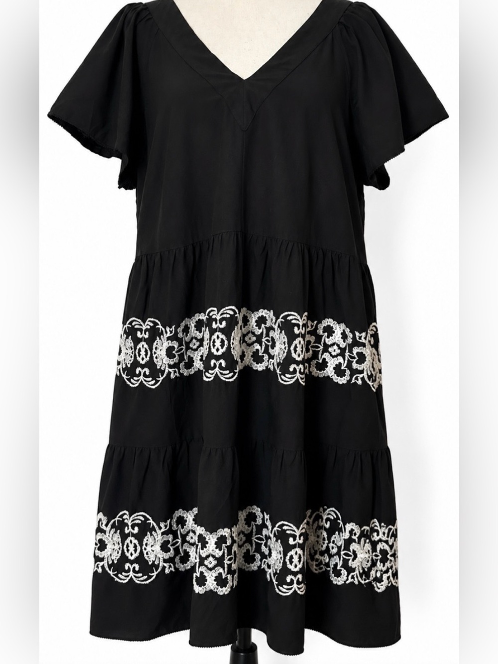 Old Navy Embroiderd Tiered Mini Dress Black Boho Cottagecore Flutter Sleeve L